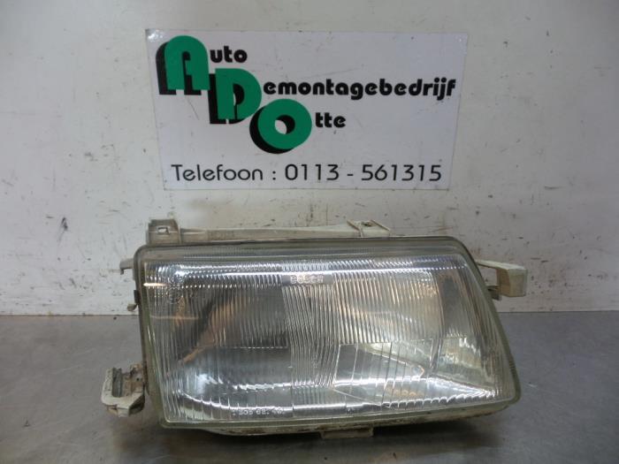 Phare droit d'un Opel Astra (Astra F 91-), -, Opel, 3 mois de garantie, Utilisé