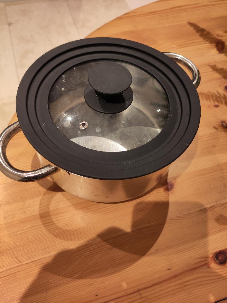 Casserole avec couvercle, Maison & Meubles, Cuisine | Casseroles & Poêles, Inox, Enlèvement, Utilisé, Plaque céramique