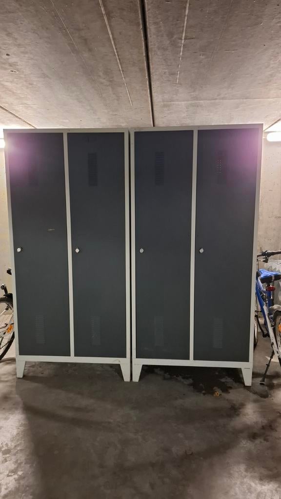 Armoire métallique a donner., Enlèvement