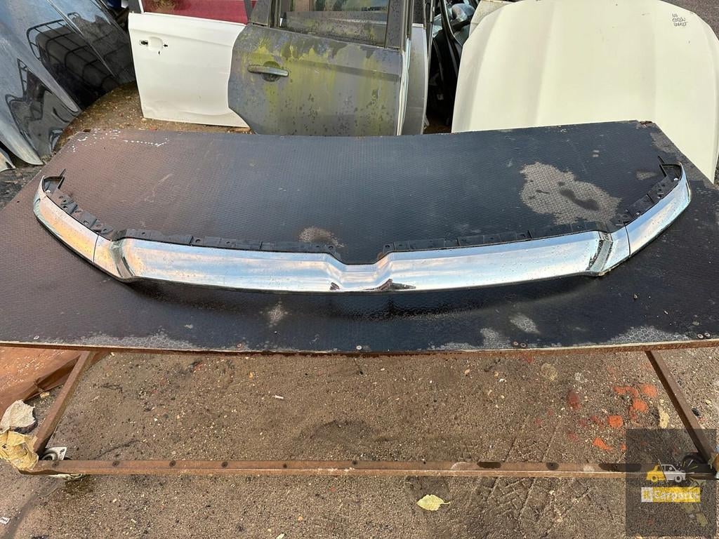 Dodge Ram V 18- voorbumperbekleding, Taurusavenue 1
2132 LS  Hoofddorp, NL, Gebruikt, Stellantis N.V., Info@stellantis.com