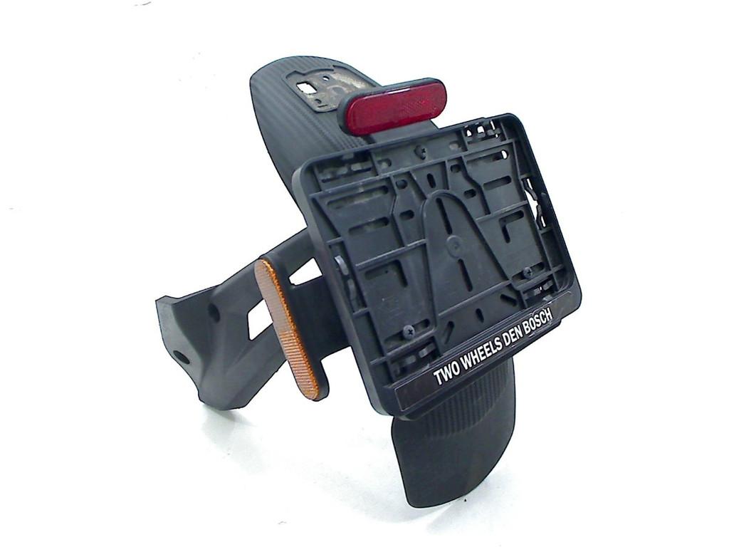 KENTEKENPLAAT HOUDER Aprilia SR COMPACT GT200 E5 (RP8MD), Dhr. S. di Majo, Gebruikt, Info@cama-motorparts.nl, P.J. Troelstraweg 8 8
3144 CX  MAASSLUIS, NL