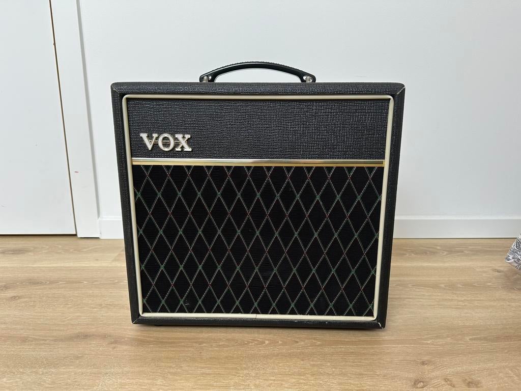 Vox Pathfinder 15 model V9158, Muziek en Instrumenten, Versterkers | Bas en Gitaar, Ophalen, Gebruikt, Gitaar, Minder dan 50 watt