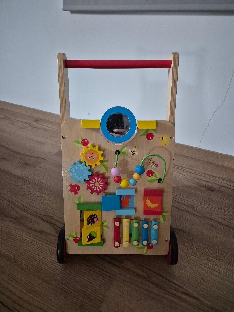 Chariot de marche bébé en bois avec activités, Enlèvement, Comme neuf, Jouet à Pousser ou Tirer