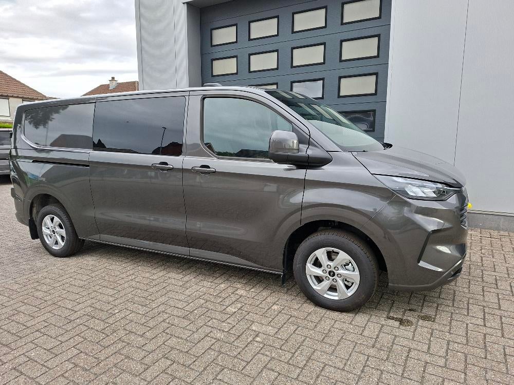 Ford Transit Custom 5pl AUT Limited L2 170pk 36800ex btw lic, Auto's, Stof, 4 cilinders, https://public.car-pass.be/vhr/64881d2c-6a13-4414-ac4b-a04620d5ea9a