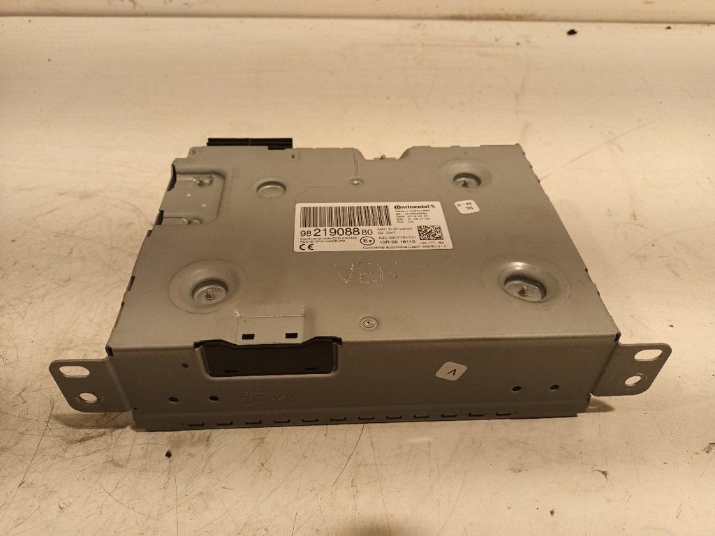 Radio Peugeot 308, Autos : Divers, Autoradios, Enlèvement ou Envoi, Van der Ven Autorecycling B.V., Onderdelen@venauto.nl, Ettenseweg 76, 4706 PB Roosendaal, The Netherlands