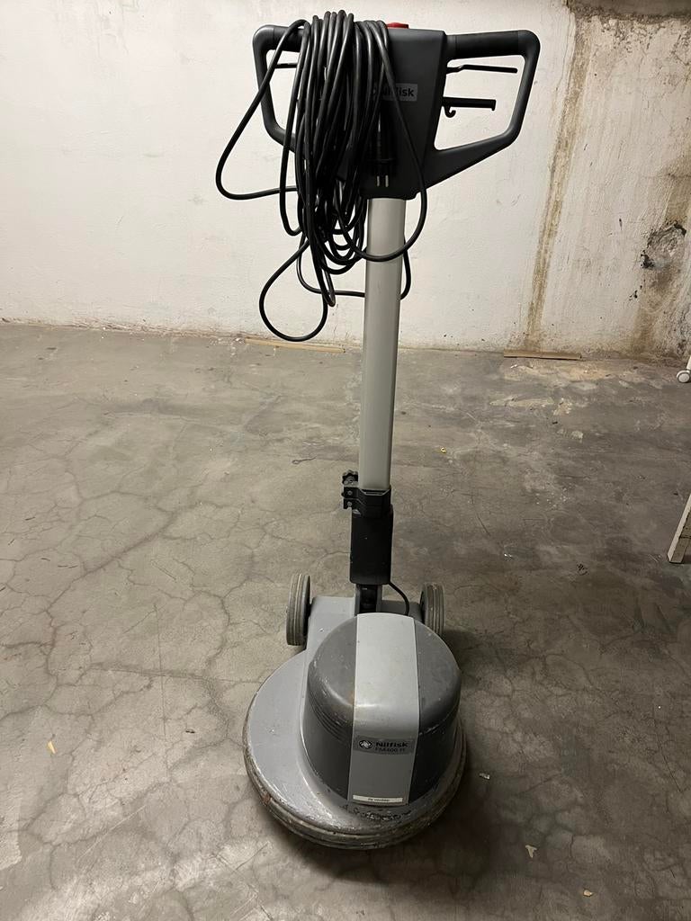 Aulolaveuse, Enlèvement, Comme neuf, Machine de nettoyage à brosse