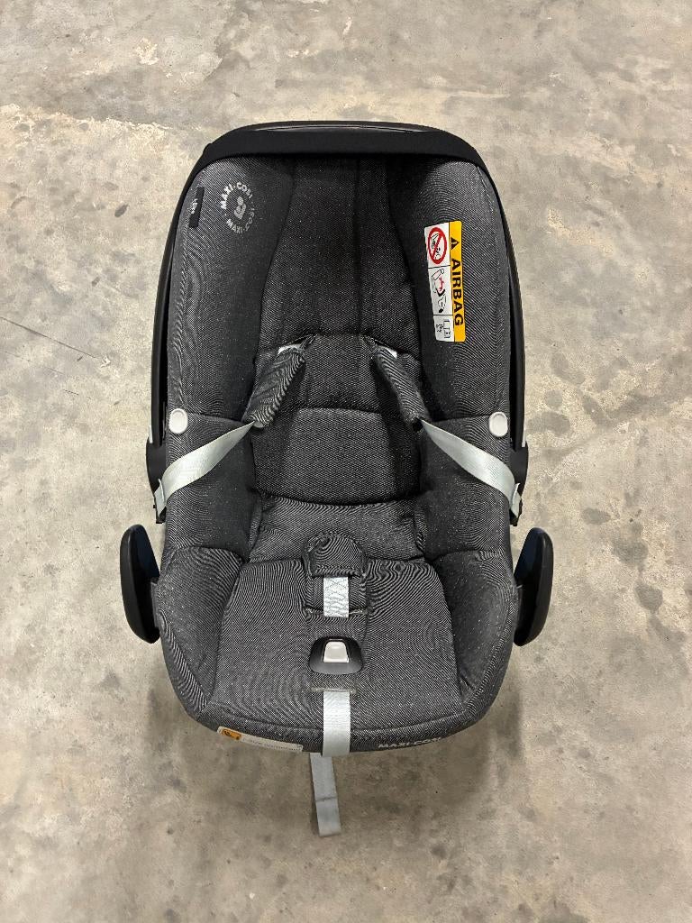 Maxi-Cosi Autostoel Pebble Pro i-Size incl. verkleinkussen, Autogordel of Isofix, Zijbescherming, Ophalen of Verzenden, Zo goed als nieuw