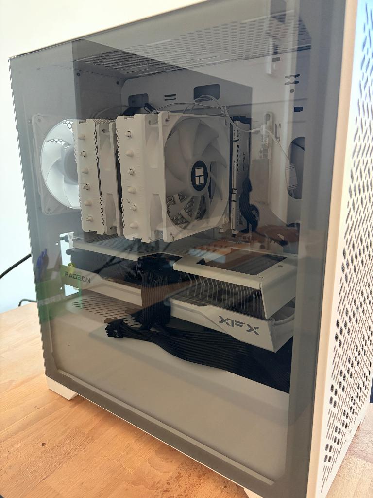 Gaming PC Ryzen 7 9700X + RX 9070 XT, Computers en Software, Ophalen, Gebruikt, 32 GB, 2 TB