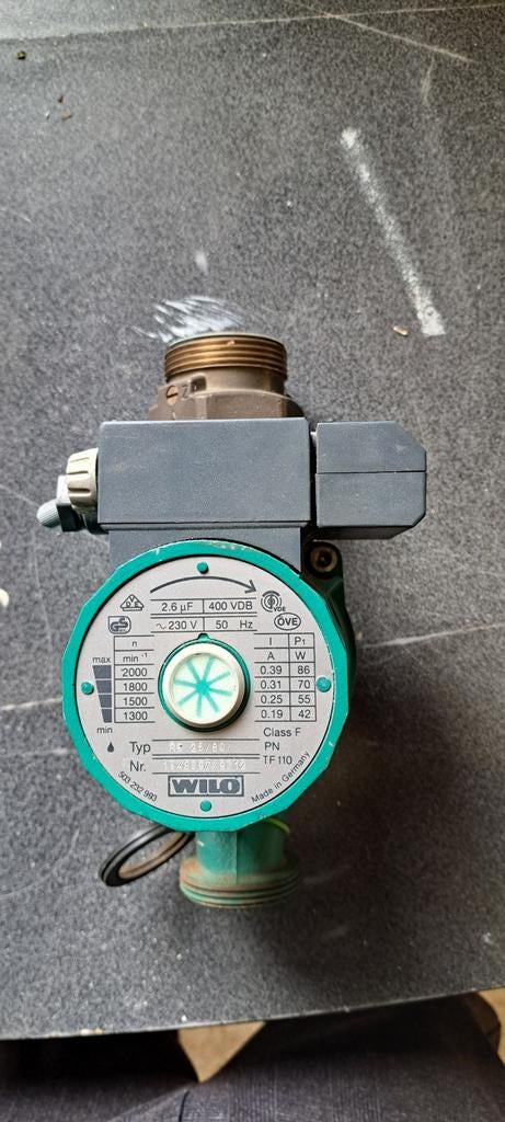 Pomp voor centrale verwarming WILO, Doe-het-zelf en Bouw, Verwarming en Radiatoren, Ophalen of Verzenden