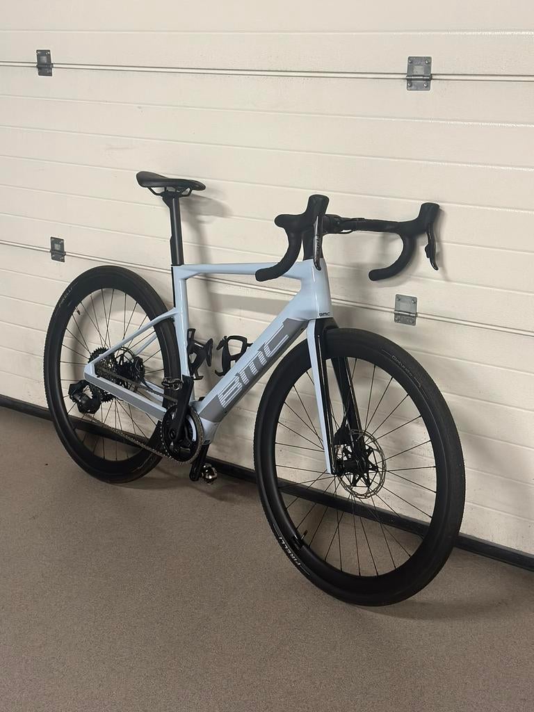 Bmc roadmachine amp one (elektrisch) maat 54/medium, Fietsen en Brommers, Fietsen | Racefietsen, Ophalen, Zo goed als nieuw, Carbon