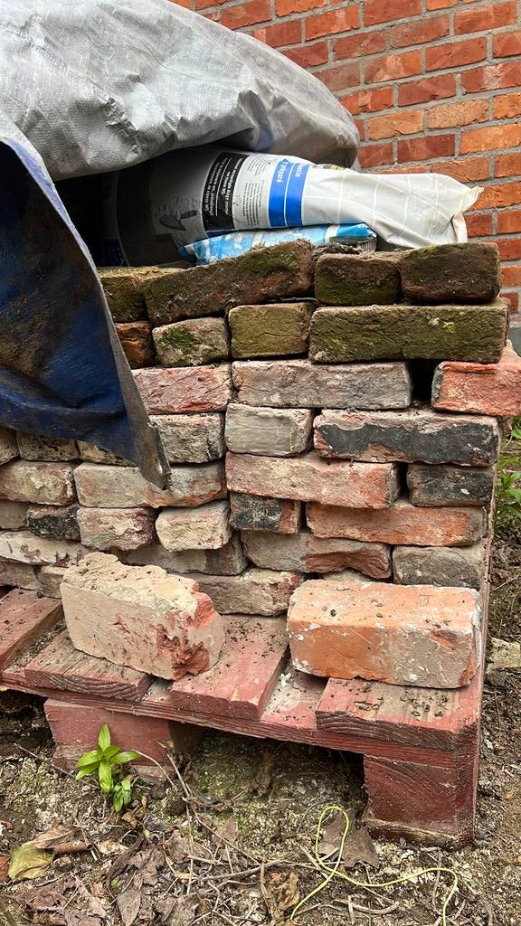 Gratis bakstenen, Enlèvement, Briques