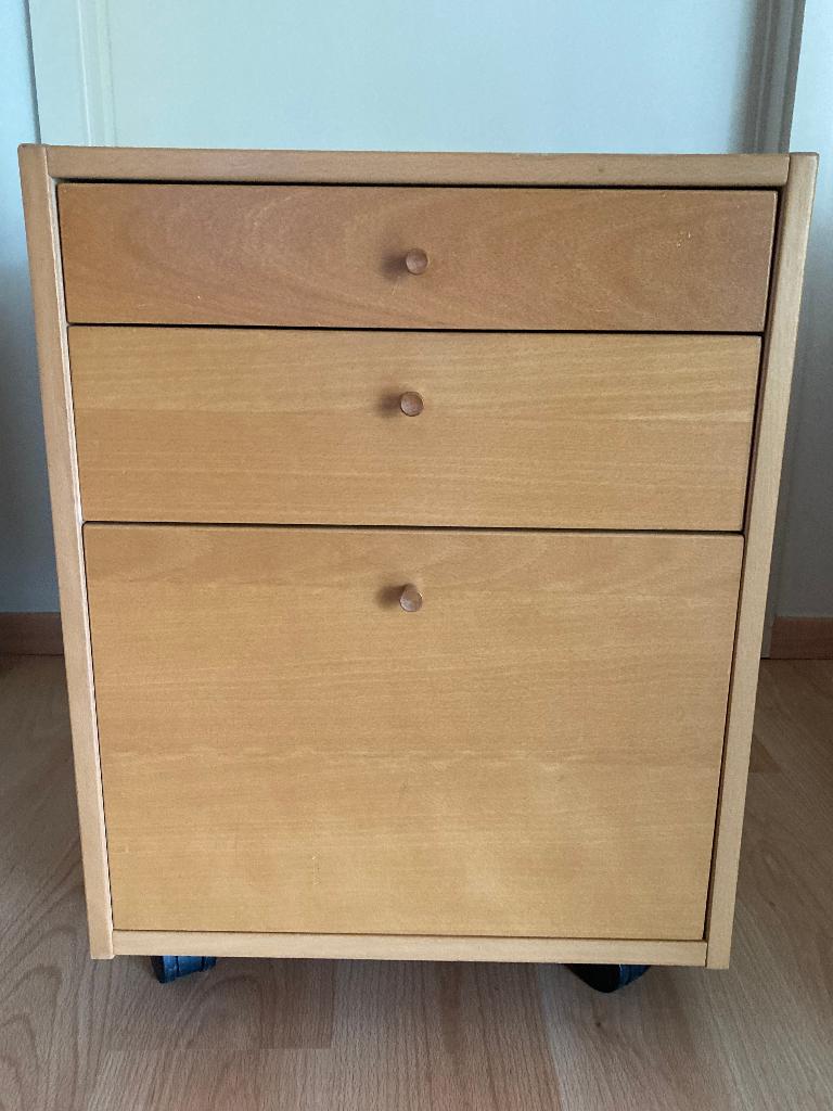 Ladeblok bureau Ikea, Maison & Meubles, Armoires | Commodes, Utilisé, Moins de 100 cm, Moins de 50 cm, 50 à 75 cm, Autres matériaux
