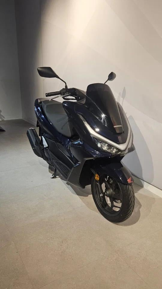 Honda PCX125 (bj 2025) - foto 2