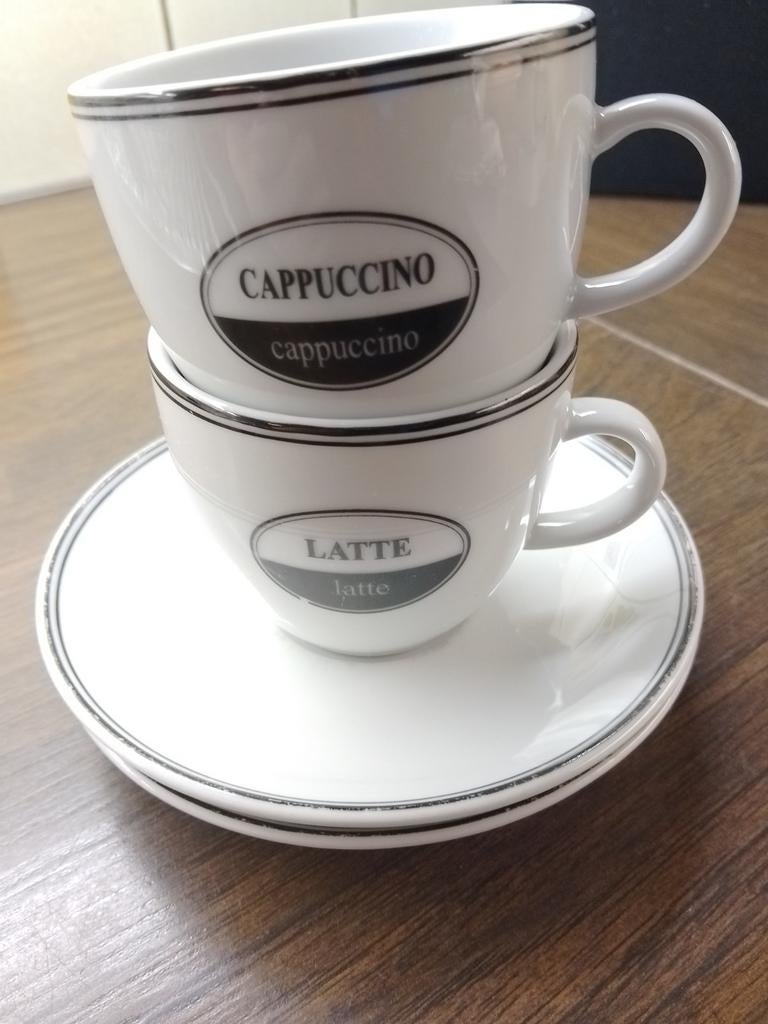 Gratis Koffie kopjes met bordjes, taartschep, Huis en Inrichting, Keuken | Servies, Ophalen, Gebruikt, Kop(pen) en/of Schotel(s)