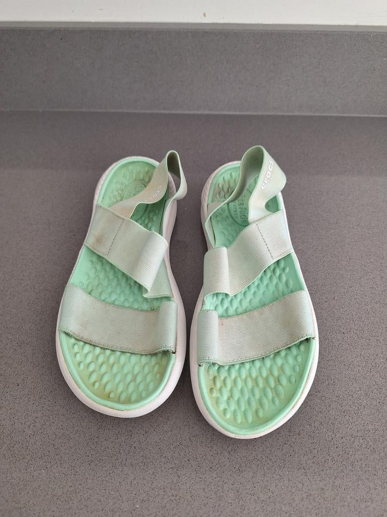 Crocs sandalen W5 = 37/38, Enfants & Bébés, Vêtements enfant | Chaussures & Chaussettes, Crocs, Enlèvement ou Envoi, Utilisé, Fille