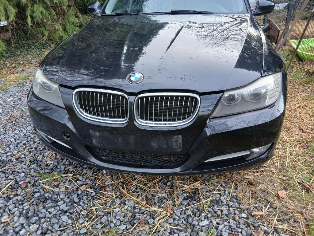 Bmw série 3 e90 lci en pièces détachées uniquement Demandé, Enlèvement, BMW