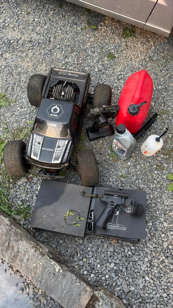 Hpi racing savage Xl, Hobby & Loisirs créatifs, Modélisme | Radiocommandé & Téléguidé | Voitures, Enlèvement, Comme neuf