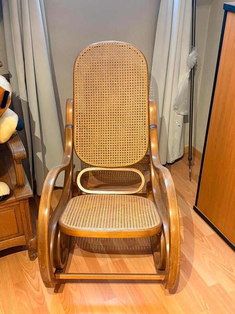 Mooie vintage houten schommelstoel, Ophalen