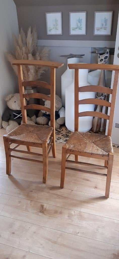 Kerkstoelen, Ophalen