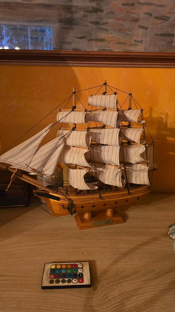 Bateau en bois, Antiquités & Art, Enlèvement