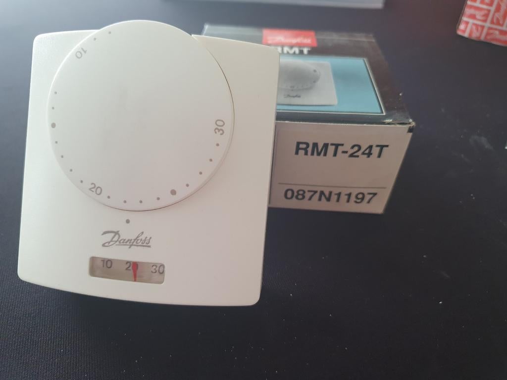 RMT-24T kamerthermostaat., Doe-het-zelf en Bouw, Thermostaten, Ophalen, Nieuw