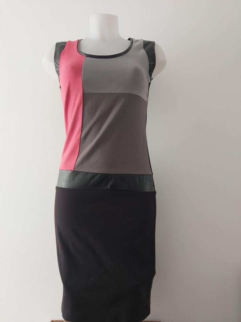 Nieuwe jurk uit 2013, Ophalen of Verzenden, Nieuw