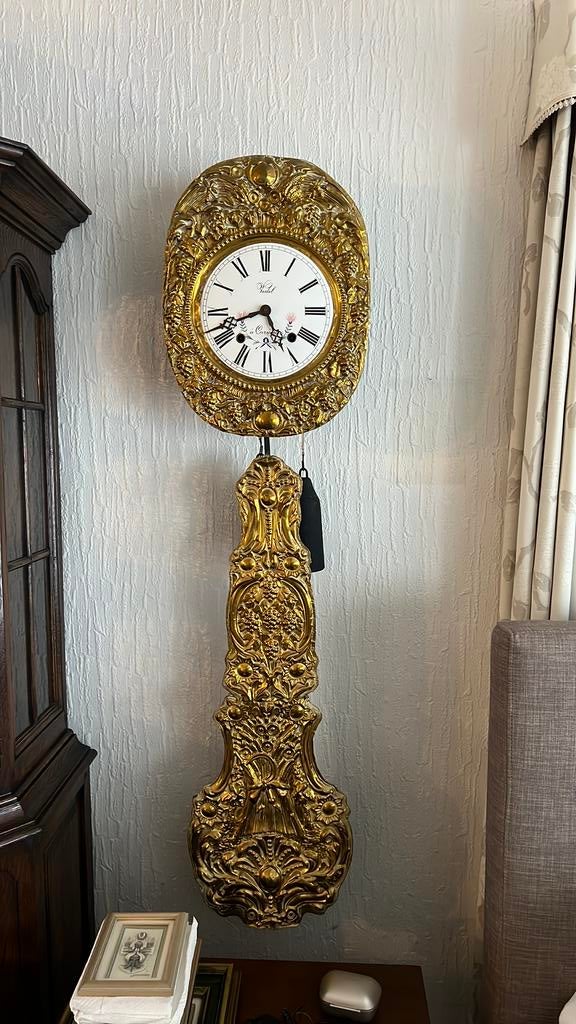 Comtoise wandklok, Ophalen