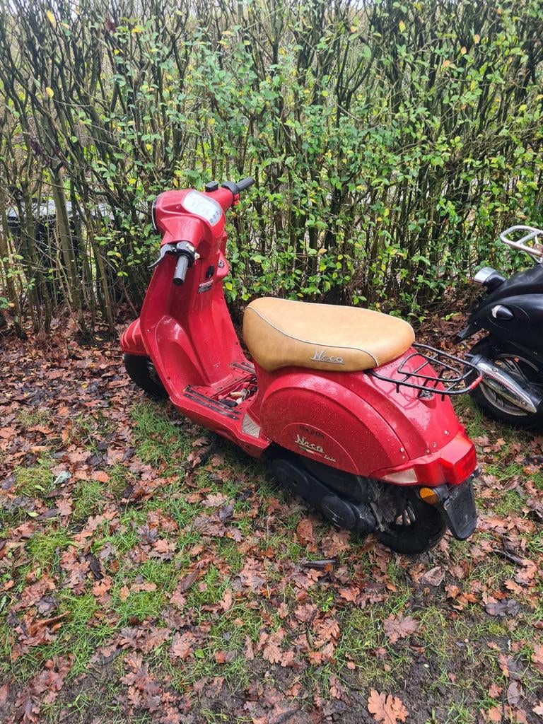Neco Lola 50cc scooter alle onderdeelen apart beschikbaar, Fietsen en Brommers, Ophalen of Verzenden