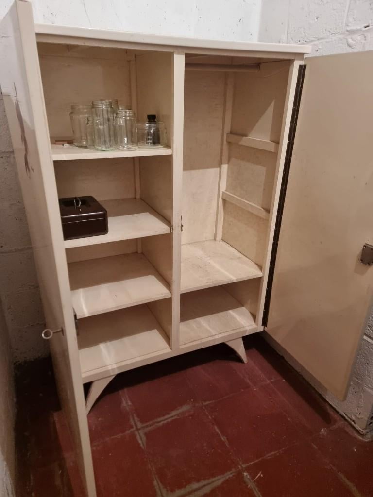 Oude vintage kinderkleerkast wit, Kinderen en Baby's, Ophalen