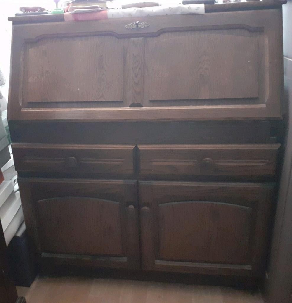 Meuble secrétaire, Enlèvement, Utilisé