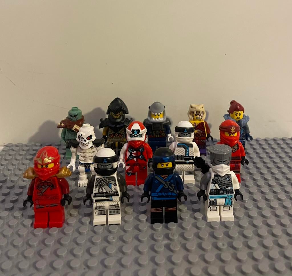 Lot de 13 figurines Lego Ninjago, Enfants & Bébés, Jouets | Duplo & Lego, Neuf, Lego, Briques en vrac, Enlèvement ou Envoi
