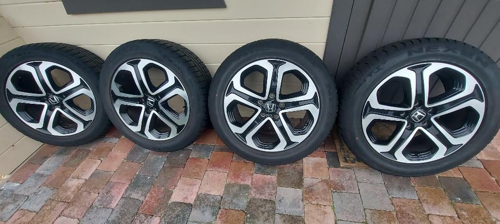 Originele Hondavelgen + winterbanden, Auto-onderdelen, Banden en Velgen, Ophalen, Banden en Velgen, 17 inch, Winterbanden