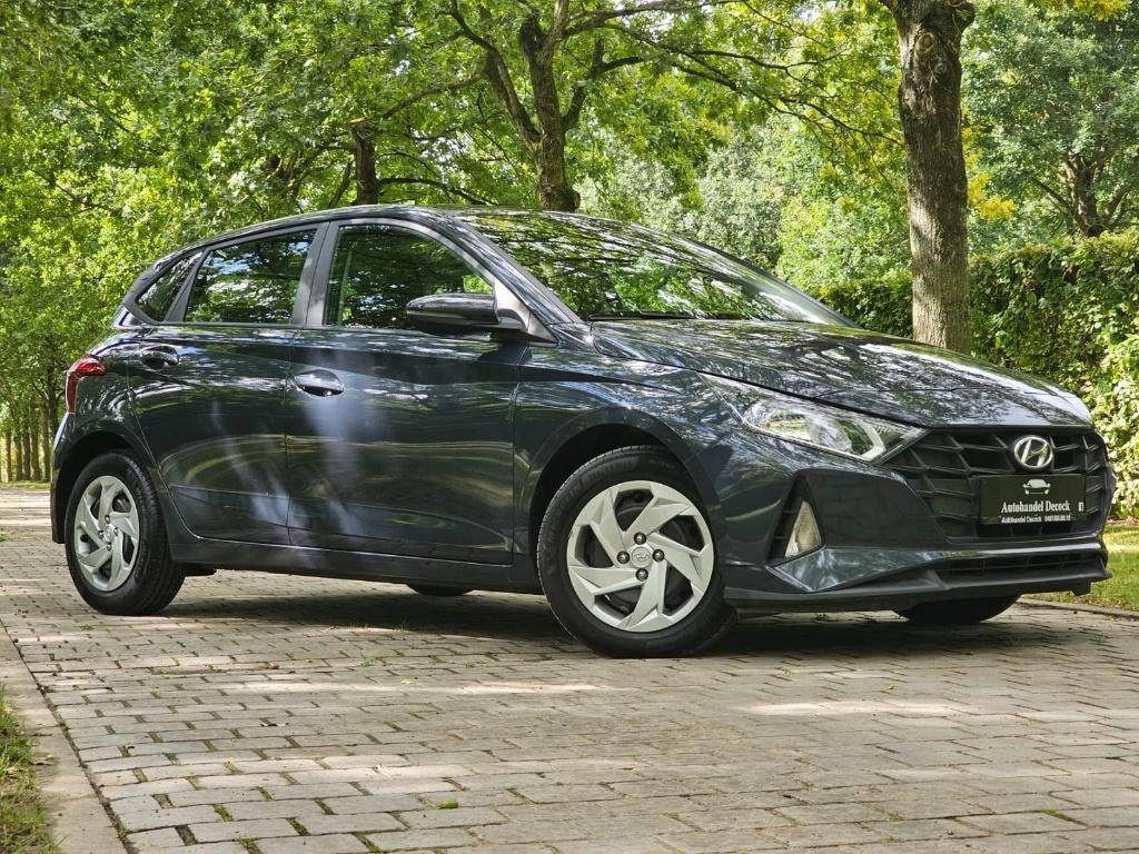 Hyundai i20 | benzine AIR | WEINIG KM | BTW, Auto's, Hyundai, Voorwielaandrijving, Euro 6, Bedrijf, Zilver of Grijs