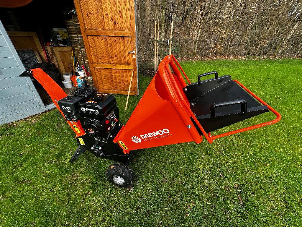 Broyeur végétaux, Jardin & Terrasse, Enlèvement, Neuf, Essence, Daewoo