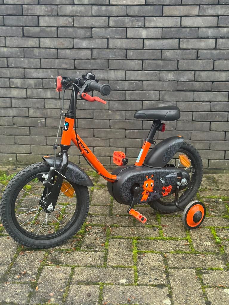 Fietsje (met zijwieltjes), Fietsen en Brommers, Fietsen | Kinderfietsjes, Ophalen, Zo goed als nieuw, Zijwieltjes