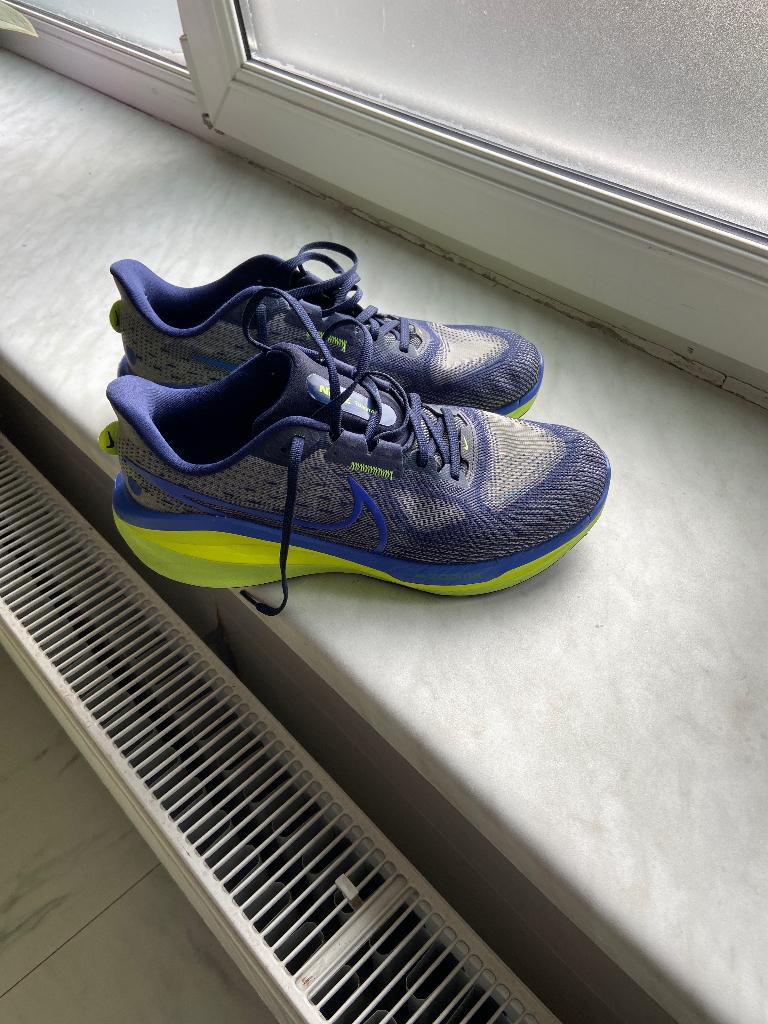 Nike, Enlèvement, Porté