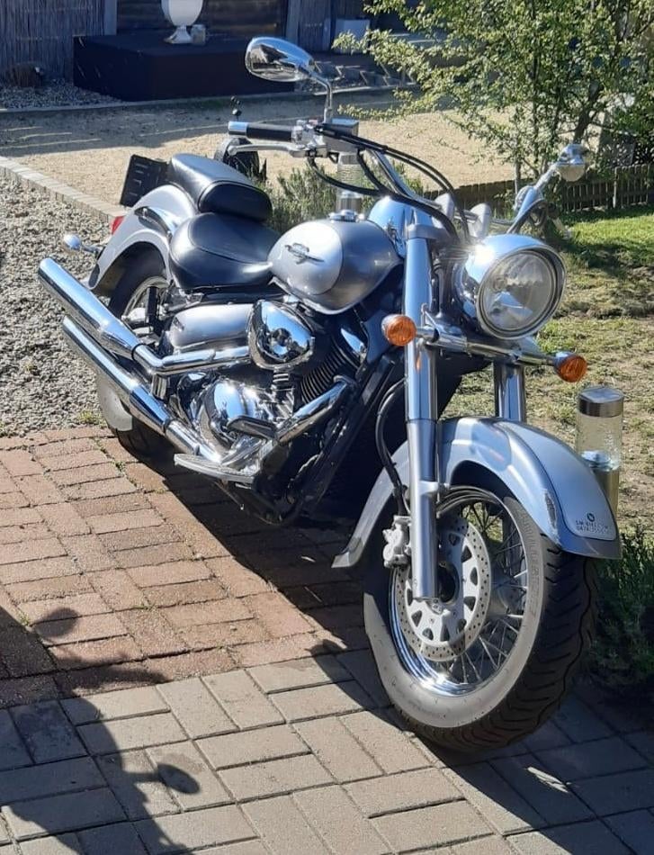 Suzuki Intruder VL800/C, Motos, Motos | Suzuki, Particulier, Chopper, plus de 35 kW, 2 cylindres, Permis Moto A, Enlèvement