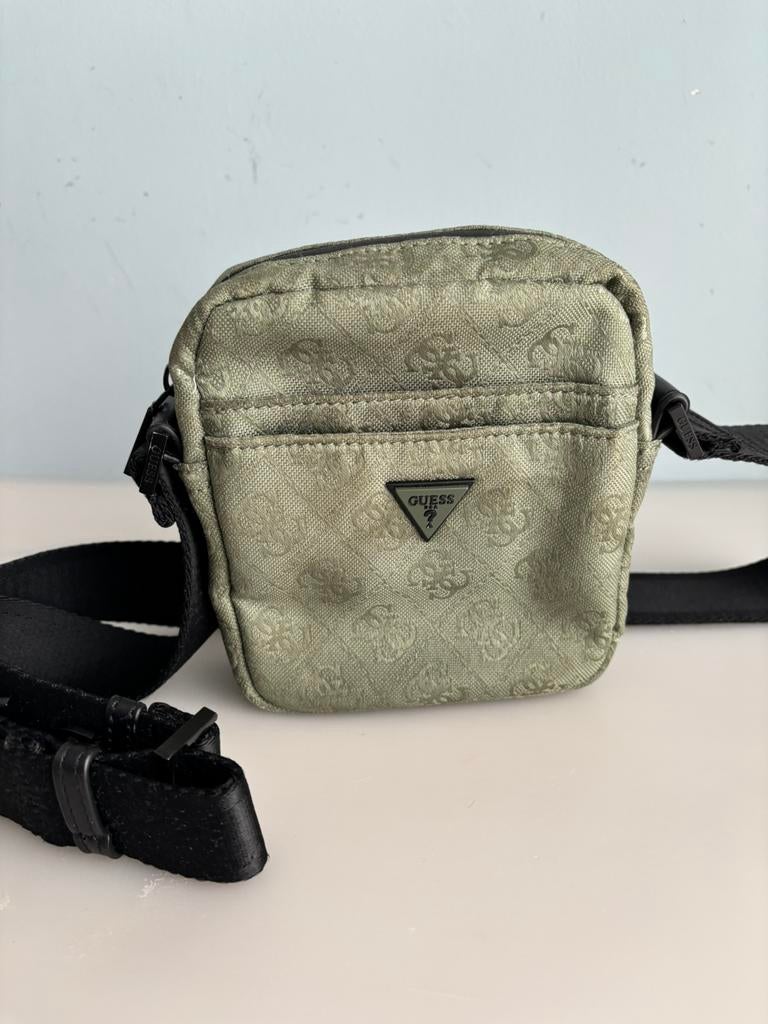 Sac à bandoulière Guess vert métallique, Enlèvement ou Envoi, Comme neuf, Vert