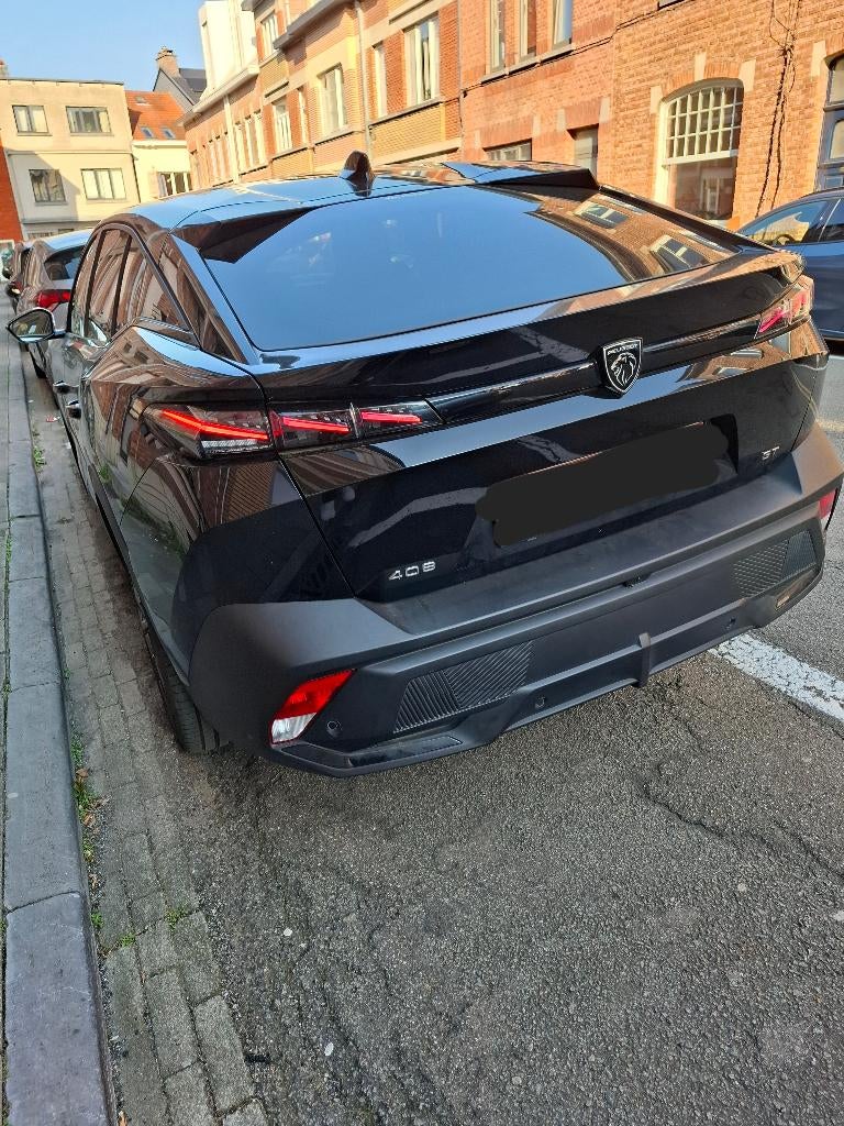 Peugeot 408 met 3 jaar garantie!, Auto's, Peugeot, Zwart, Leder, 96 kW, 5 zetels