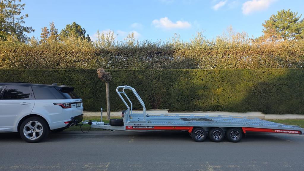 Exclusief Autotransport // 0471 71 80 00, Ophalen, Nieuw, Brian James, Brian James