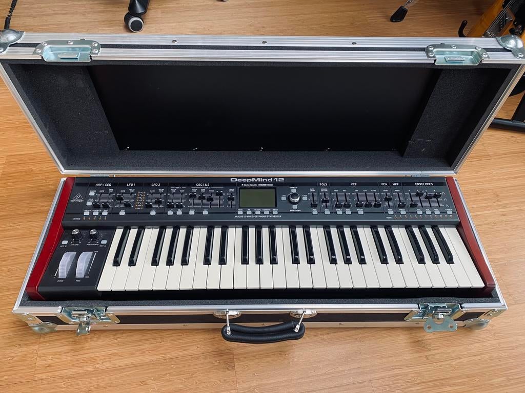 Deepmind 12 - Polyfone synthesizer van Behringer, Ophalen of Verzenden, Zo goed als nieuw