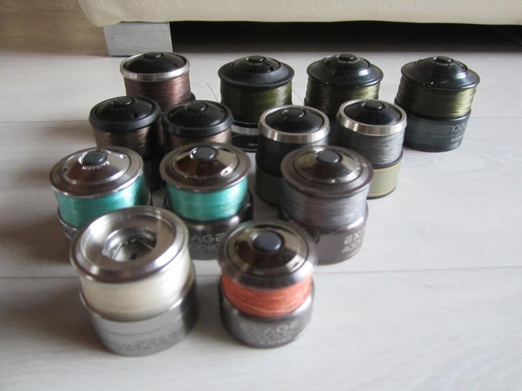 Bobines SHIMANO garnies, à la pièce (voir photos)., Enlèvement ou Envoi, Neuf, Moulinet