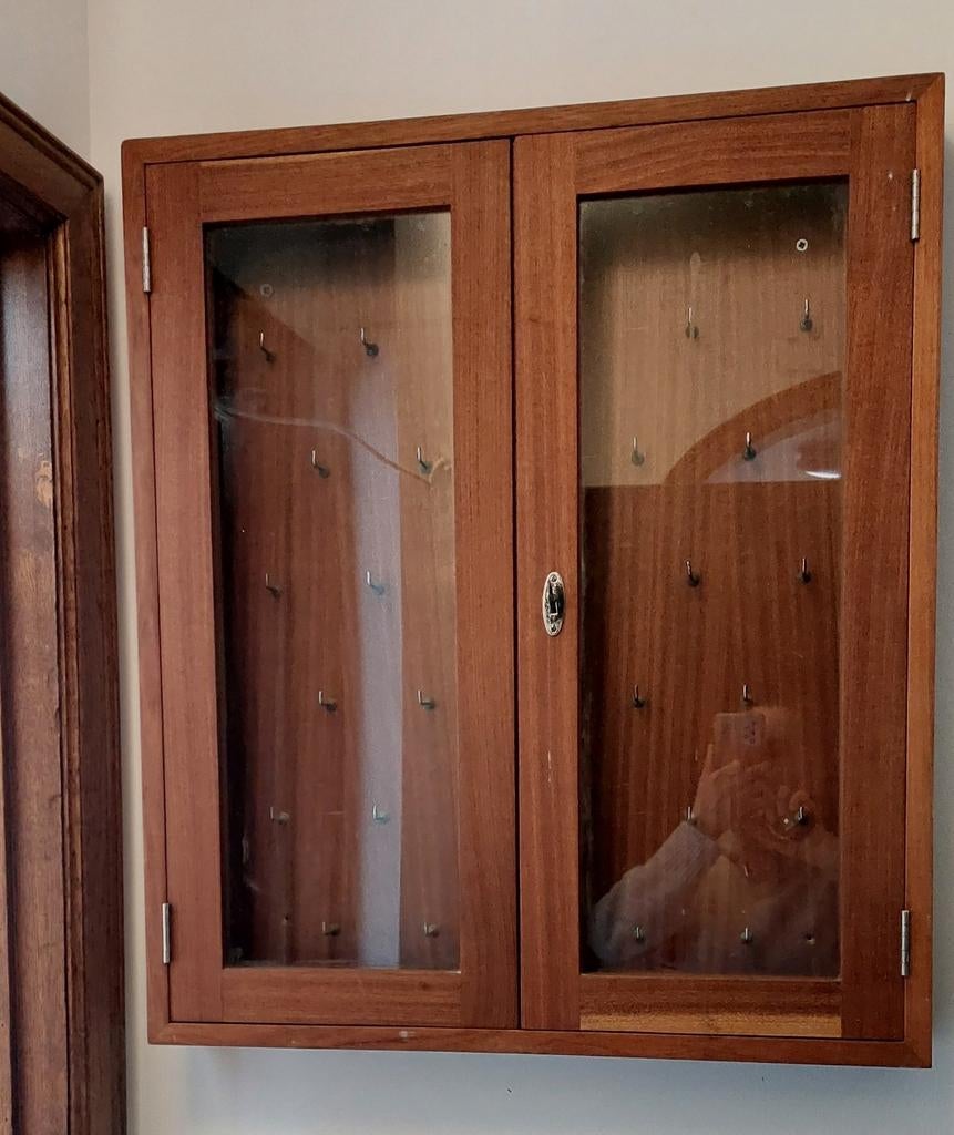 Armoire à clés  en bois véritable 75,5x65x10cm, Enlèvement