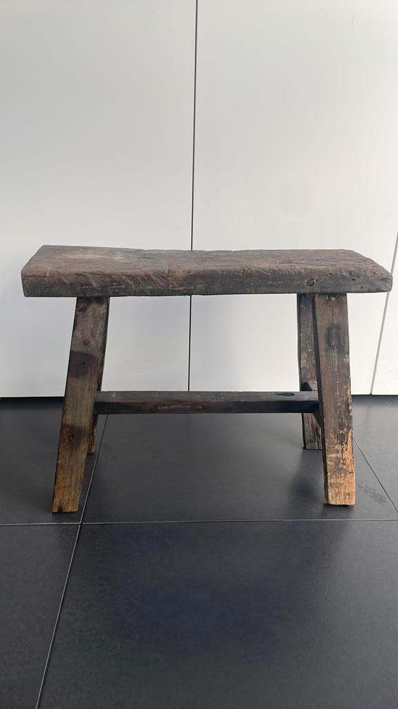 Zeer grote zitbank / krukje puur wonen, Ophalen, Zo goed als nieuw