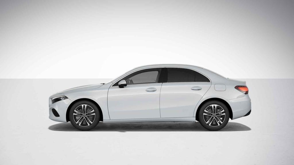 Mercedes-Benz A-klasse 250 e Hatchback Business Line Verwarm, Auto's, Mercedes-Benz, 4 deurs, Stof, Gebruikt, Euro 6