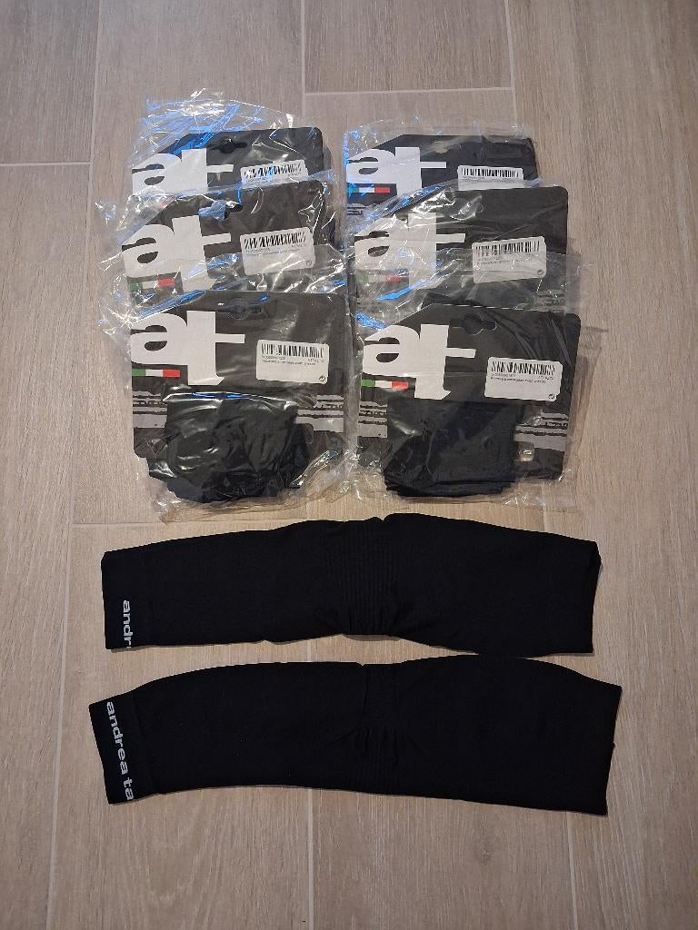 Arm knie en beenstukken te koop, Fietsen en Brommers, Fietsaccessoires | Fietskleding, Ophalen of Verzenden, Nieuw, S