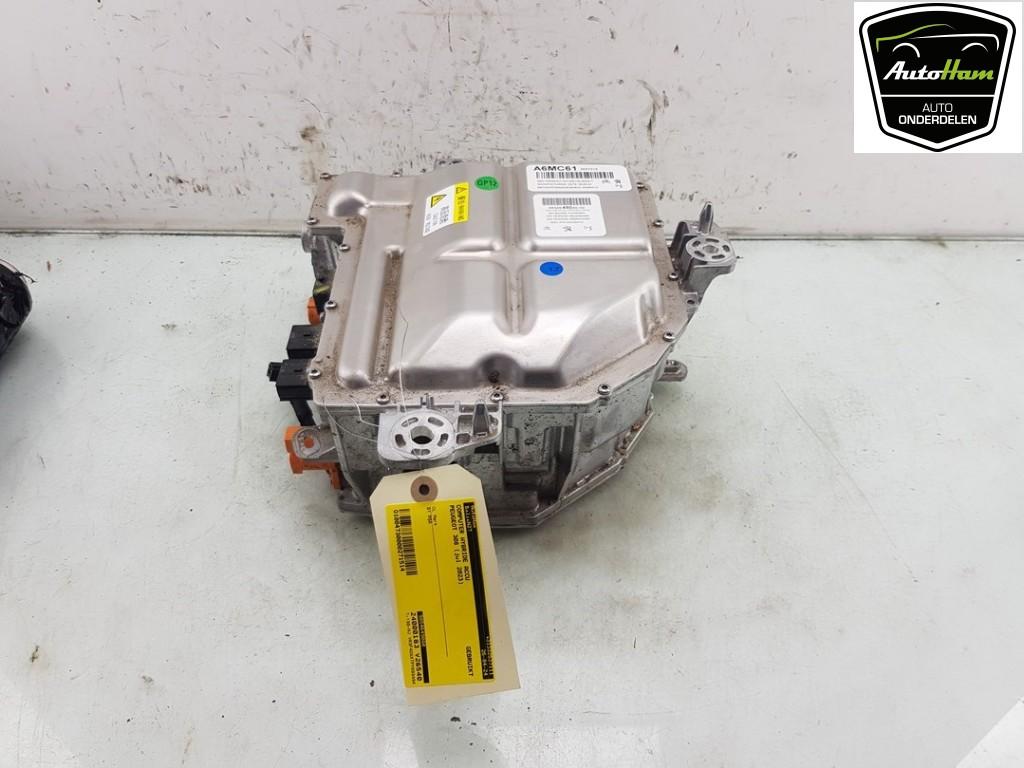 CHARGEUR DE BATTERIE (|9845765680|1680465480|), Utilisé