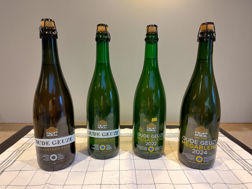 (4x) HORAL Oude Geuze Megablend (2019, 2021, 2022 & 2024), Verzamelen, Biermerken, Ophalen of Verzenden, Nieuw, Flesje(s), Overige merken