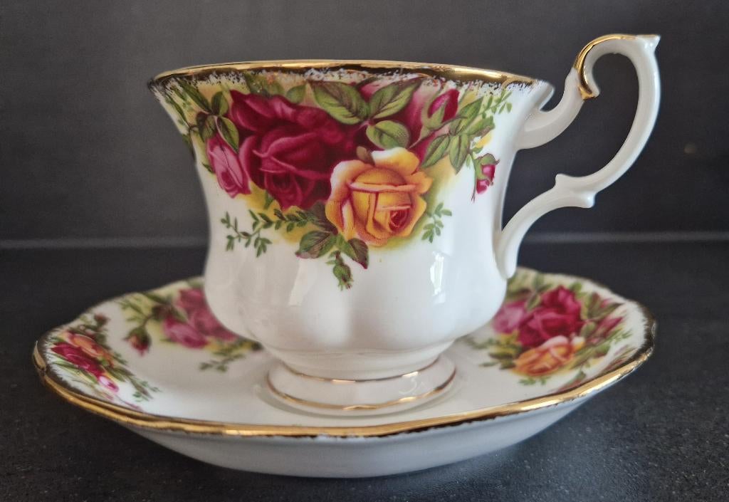 Royal Albert- Old Country Roses -tasse et soucoupe - Nouveau, Enlèvement ou Envoi