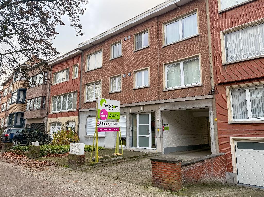 17 garages dans le complexe de garages de Mortsel, Province d'Anvers